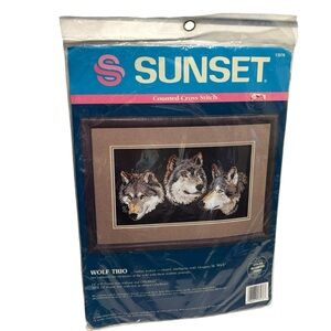 NEW Sunset Wolf Trio Timber Wolves Counted Cross Stitch 13576 NOS